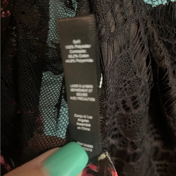 For LOVE & LEMONS FOR VICTORIA’S SECRET: Melrose Robe - Picture 8 of 16